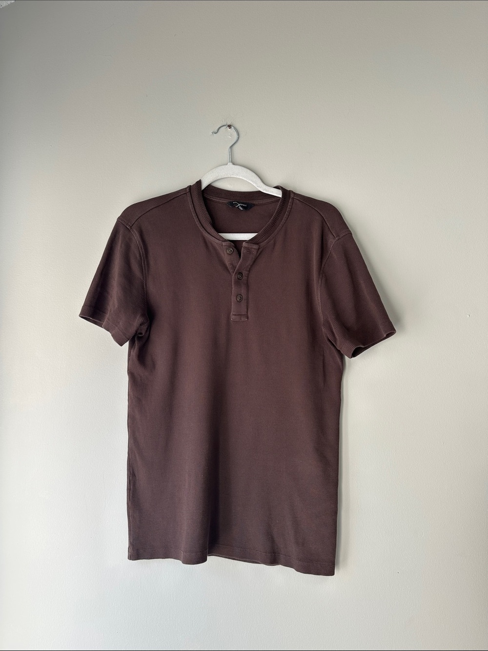 Dark Oak Ribbed Banana Republic Tee